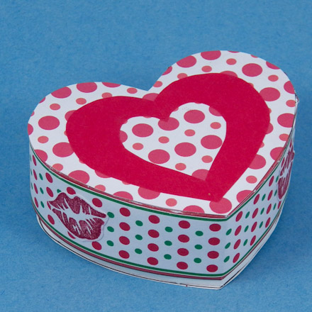 Make a Heart-Shaped Box for Valentine's Day - Boxes and ...