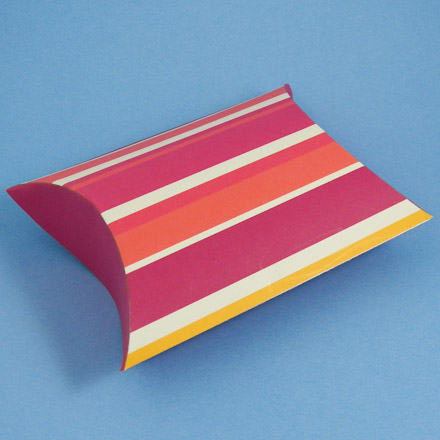 Pillow Box with golden stripes