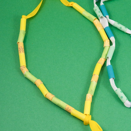 Half-size straw beads