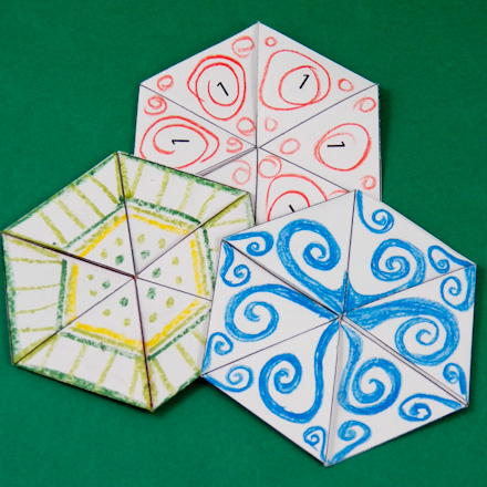 Tri-hexaflexagons decorated using colored pencils