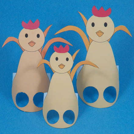 Two-finger chicken puppets in three sizes